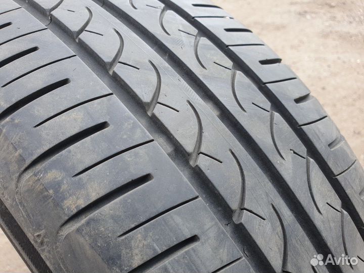 R14 Yokohama BluEarth AE01 185/60, PCD 4x98 DIA 58.1