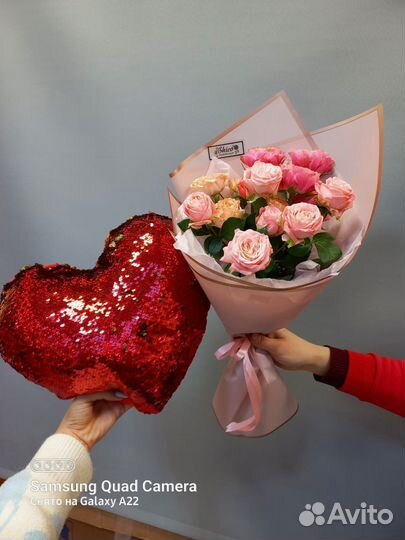 Цветы Розы Букет Шары доставка