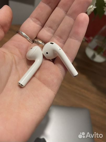 Наушники AirPods 1