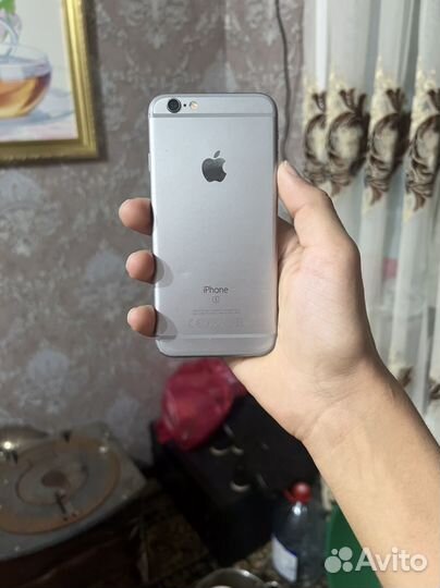 iPhone 6S, 32 ГБ