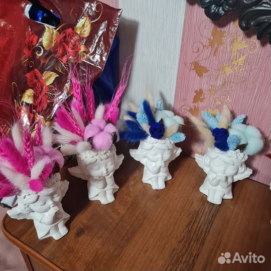 Фигурки из гипса с сухоцветами, хлопком