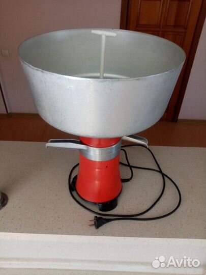 Сепаратор электрический для молока Сокол MS сцм-10