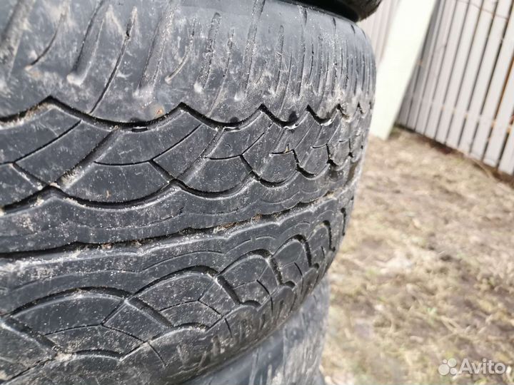 Yokohama Parada Spec-X 255/50 R20 109V