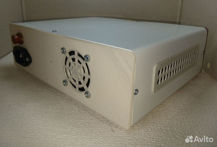 Лабораторный блок питания