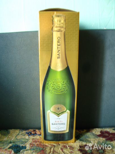 Футляры, бутылки, коробки