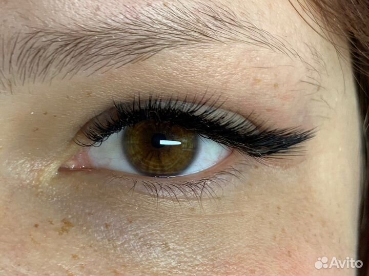 Наращивание ресниц модель