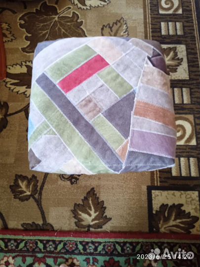 Подушка ручной работы