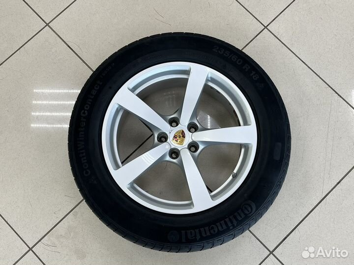 Комплект оригинальных зимних колес Porsche