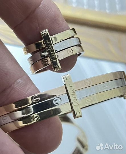 Золотой браслет cartier 585