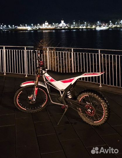 Arctic Leopard - EXT 800 (Titanium Frame) Эндуро