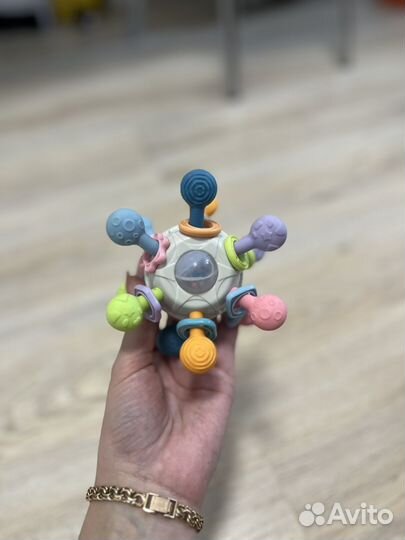 Прорезыватель погремушка для малышей - игрушка