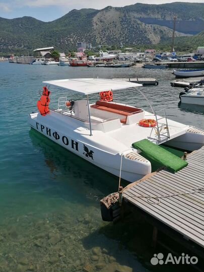 Морские прогулки, аренда катера