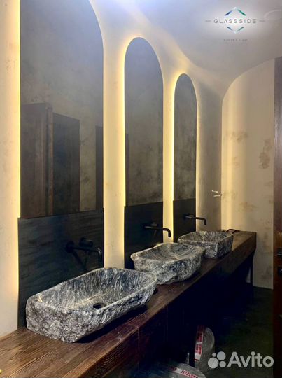 Зеркало с подсветкой под заказ