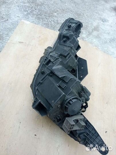 Фара правая Hyundai Elantra 6 LED оригинал