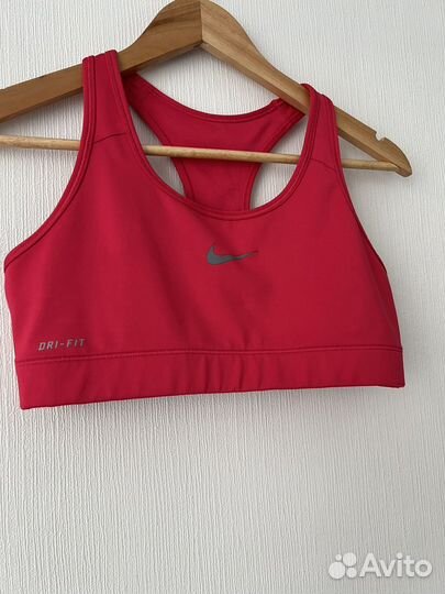 Спортивный топ Nike dry-fit 44 размер