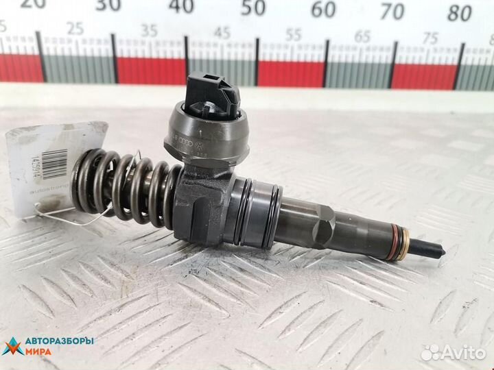 Форсунка Skoda Octavia (A4) рест. 2009 038130073AG