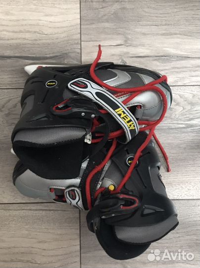 Коньки хоккейные детские