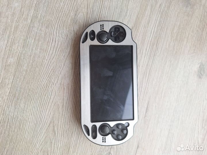 Sony Playstation vita fat все игры бесплатые 64 gb