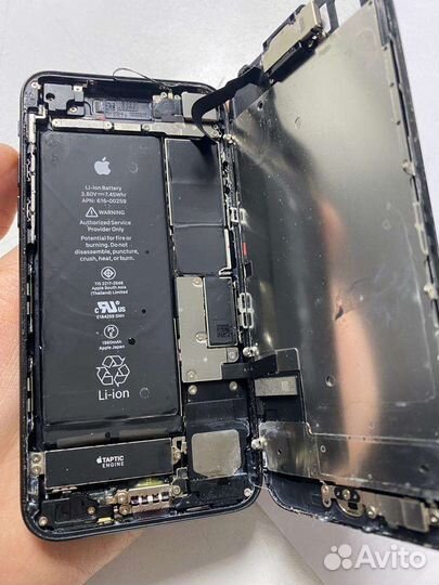 Ремонт iPhone, iPad, MacBook, Watch