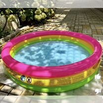 Надувной бассейн