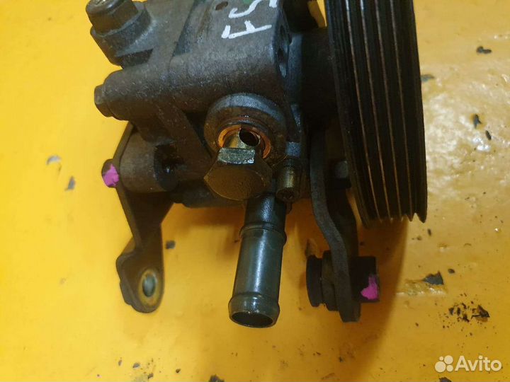 Насос гидроусилителя гур 2.0 FS mazda Мазда fsde f