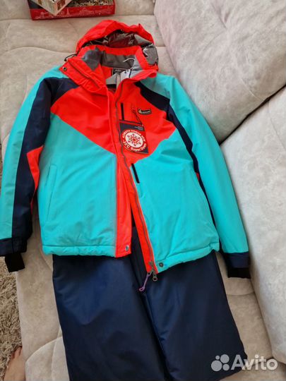 Продам горнолыжный костюм