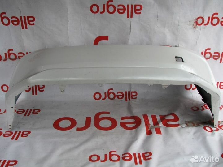 Toyota Corolla 210 бампер задний белый 2018+