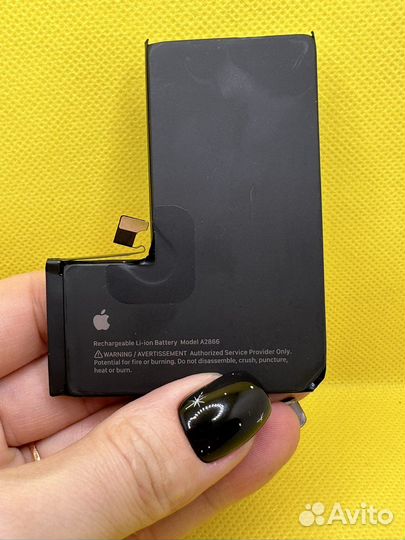 Акумулятор на iPhone 14pro/14pro max