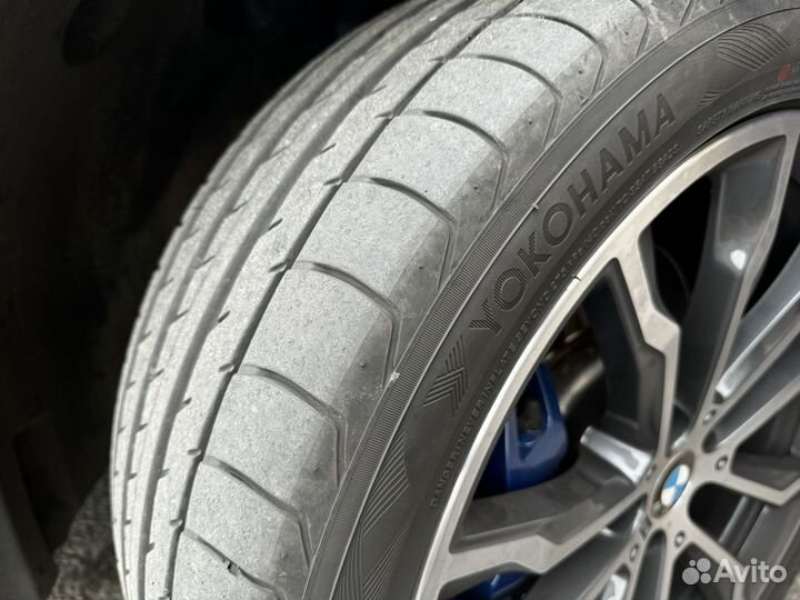 Yokohama Advan Sport V105S 245/45 R20 и 275/40 R20 102Y