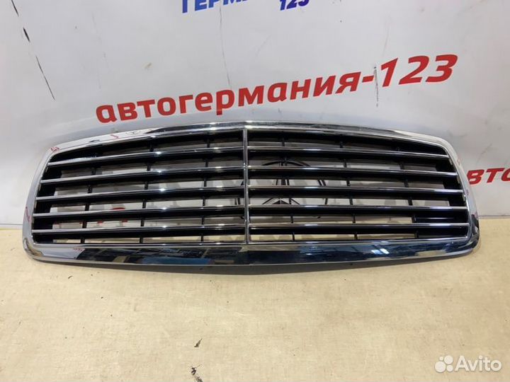 Решетка радиатора Mercedes E350 W211 272.964 2006