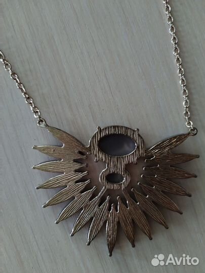 Колье ожерелье