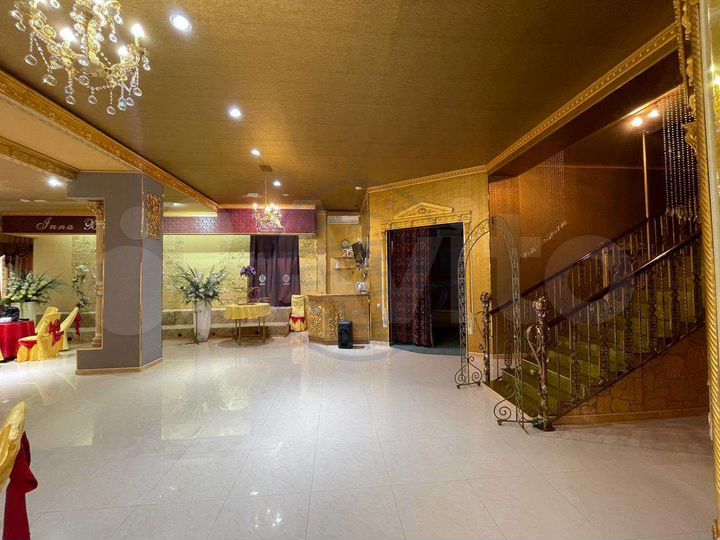 Коттедж 498 м² на участке 6 сот.