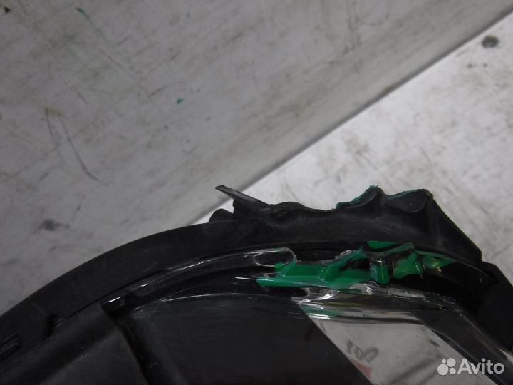 Фара правая Toyota RAV4