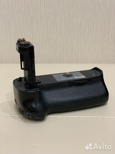 Батарейный блок BG-E11 для 5D mark III