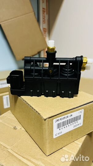Блок клапанов Range Rover Sport L320