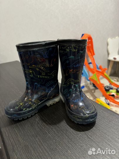 Резиновые сапоги 23