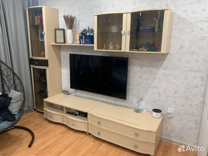 Стенка в гостиную