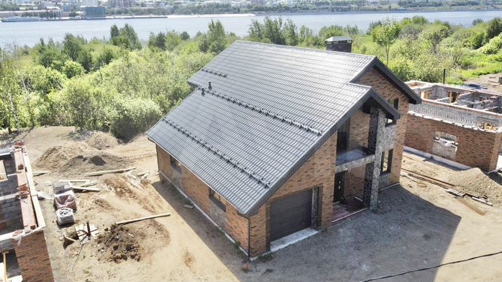 Дом 277 м² на участке 5,5 сот.