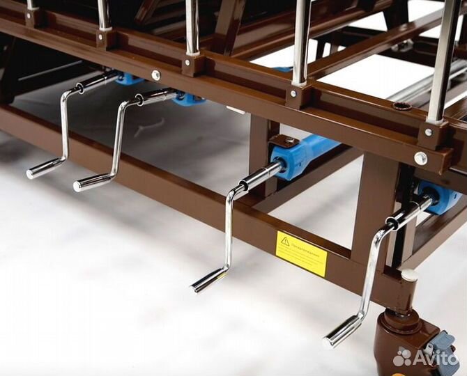 Кровать медицинская