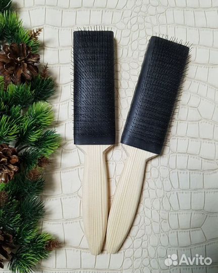 Щетка расческа для пуховых и меховых изделий Чески