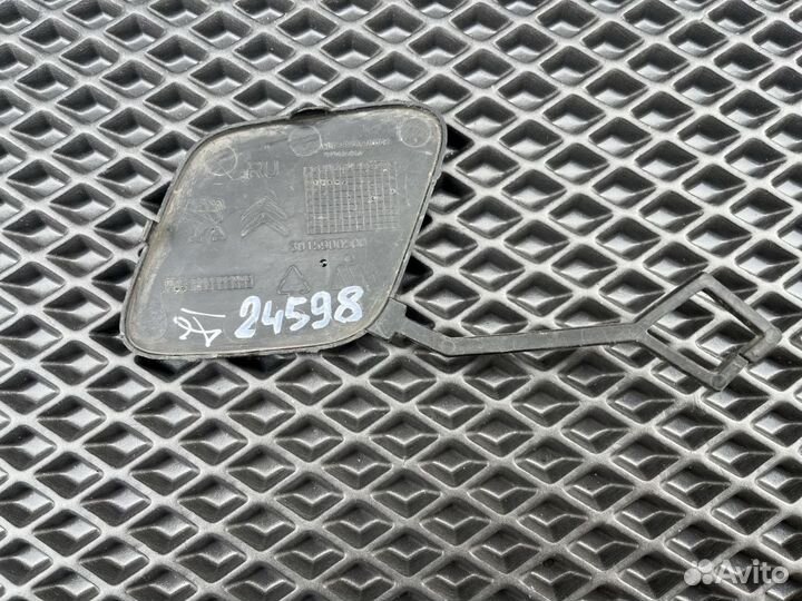 Заглушка переднего бампера Citroen Jumpy 2016-н.в