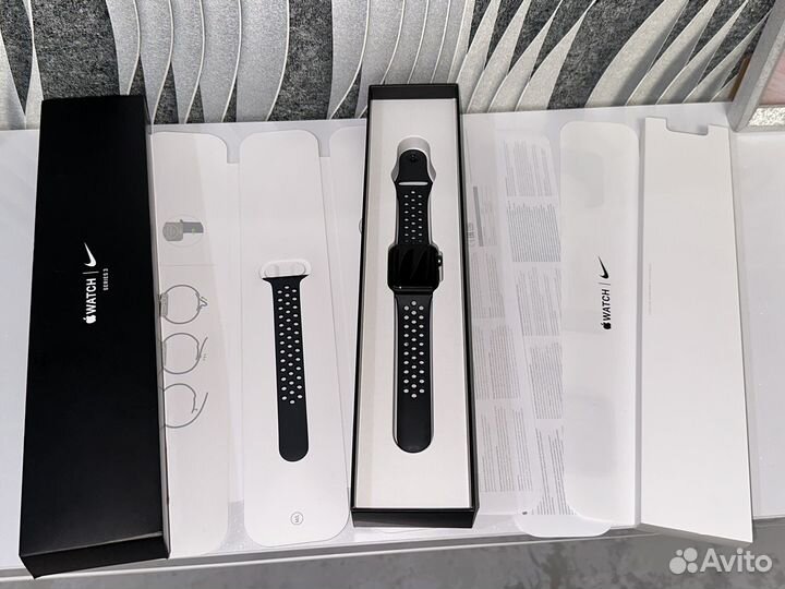 Apple watch series 3 nike