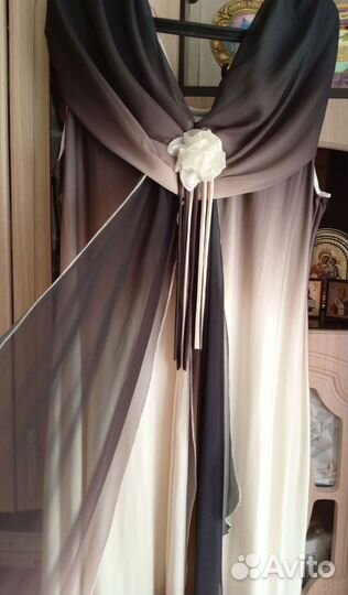 Нарядное платье