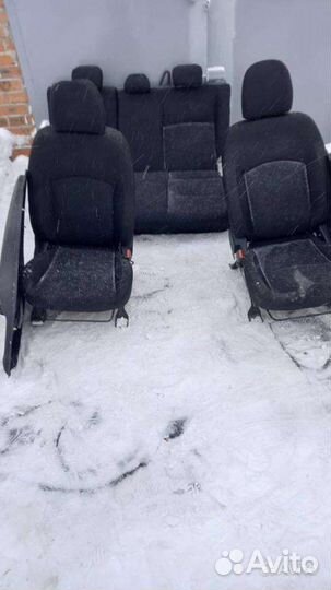 Салон автомобиля Мицубиси асх