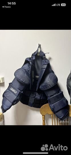 Нагрудник хоккейный для вратаря