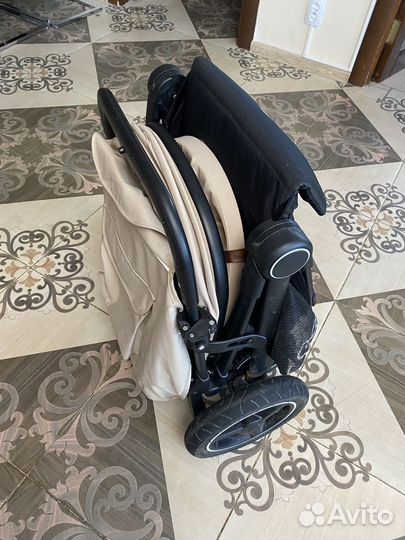 Всесезонная коляска Sweet Baby Suburban Air