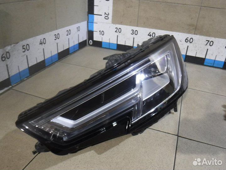 Фара левая Audi A4 B9