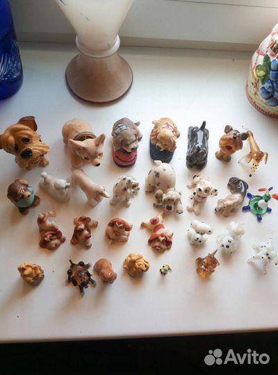 Статуэтка собака