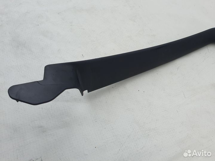 Щиток оконной рамы BMW X1 e84 передний левый