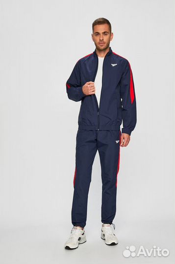 Спортивный костюм Reebok Classics